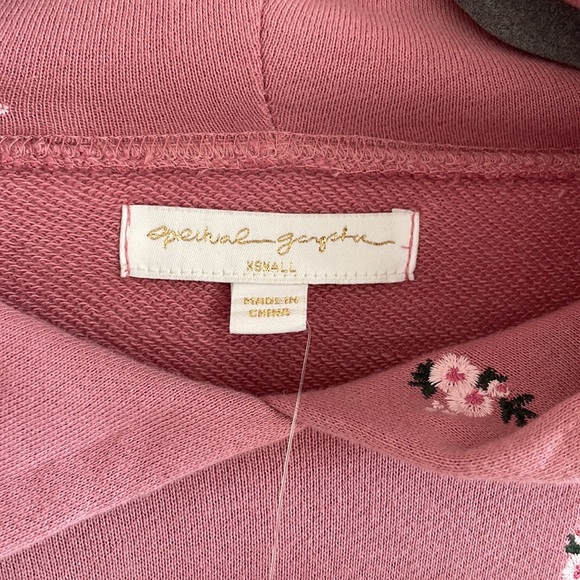 Spiritual Gangster embroidered pink sweatshirt. - Picture 3 of 5